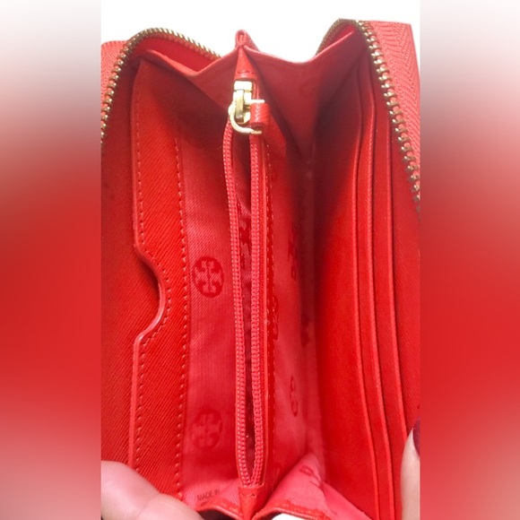 Tory Burch Robinson Red Gold Miller Circle Wallet Multi-winner Host Pick! - Picture 9 of 16